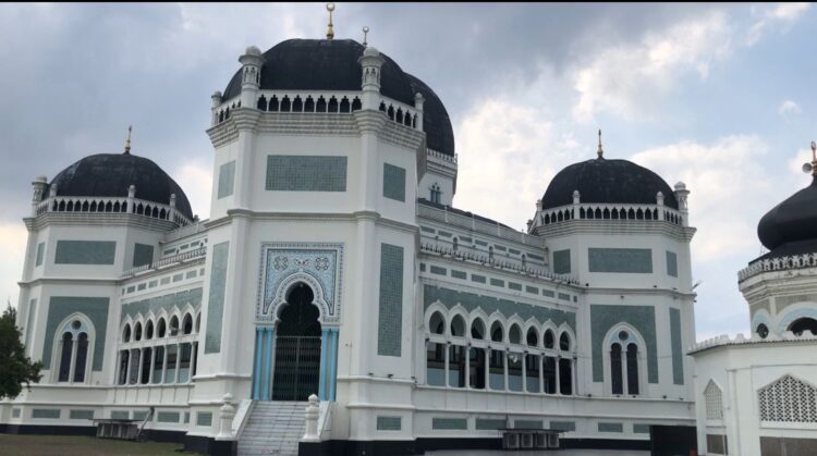 Jejak Sejarah Masjid Raya Al-Mashun, Warisan Kesultanan Deli yang Jadi Ikon Kota Medan