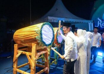 Tabuhan Bedug Wali Kota Buka Ramadhan Fair XX, UMKM dan Syiar Ramaikan Taman Sri Deli