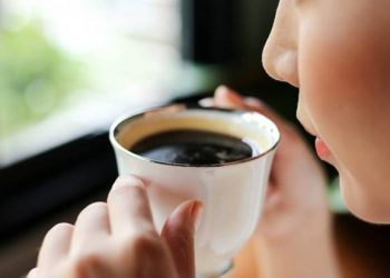 Minum Kopi dan Teh Saat Sahur, Amankah? Ini Dampaknya bagi Tubuh Menurut Ahli Gizi