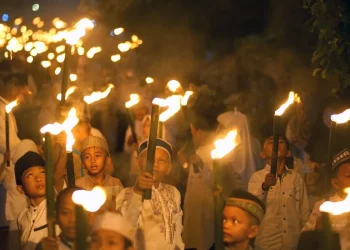 Bacaan Takbiran Idul Fitri Lengkap: Teks Arab, Latin, dan Artinya
